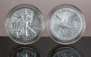 Read more about the article Buy Uncirculated American Silver Eagle Coins